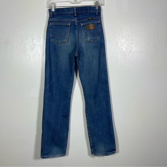 Wrangler Jeans, Size 16 Slim. Adjustable Elastic Waist. In good used condition! - Picture 6 of 7
